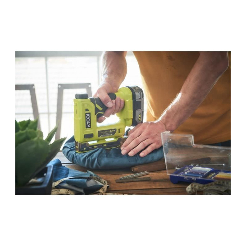 RYOBI T50 18V Stapler - T50 6.35-14.3mm Staples
