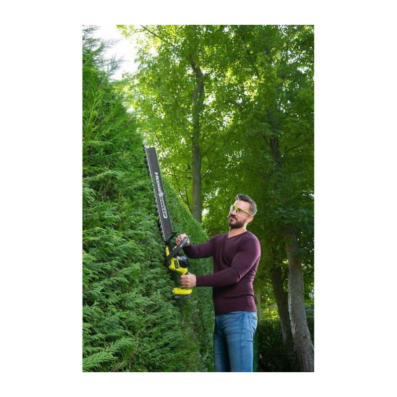 RYOBI ONE + LINEA Cordless Hedge Trimmer 18V - Inline Design - 55cm Bl
