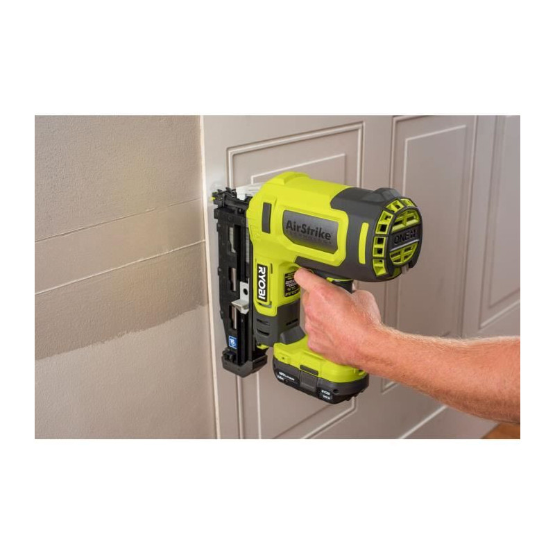 RYOBI ONE+ 16G 18V Compressed Air Finish Nailer (Bare) - R16GN18-0